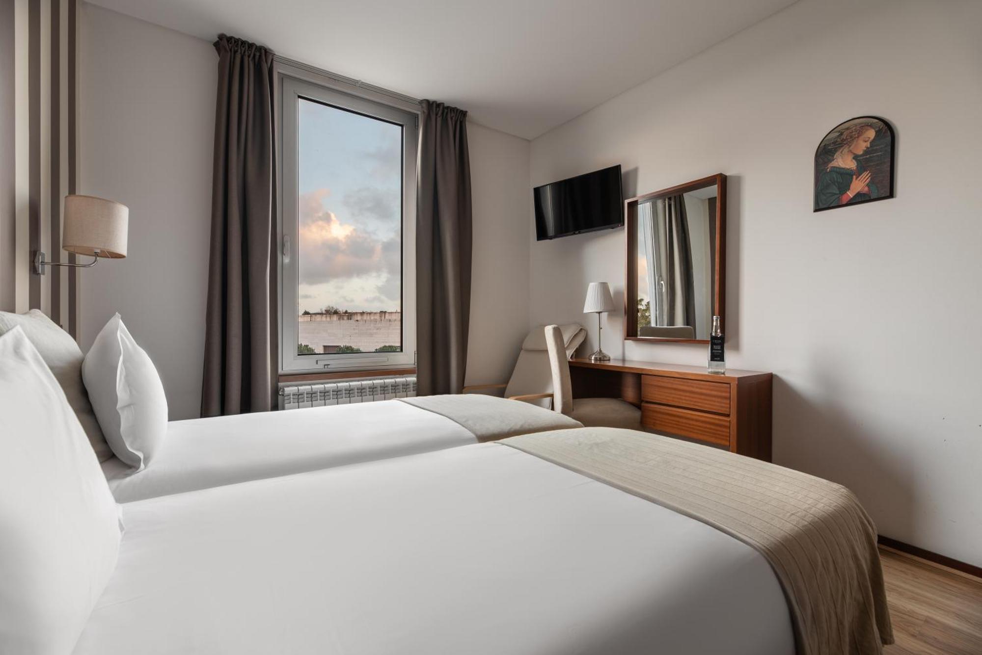 Crisol Tres Pastorinhos Hotel Fátima Kültér fotó